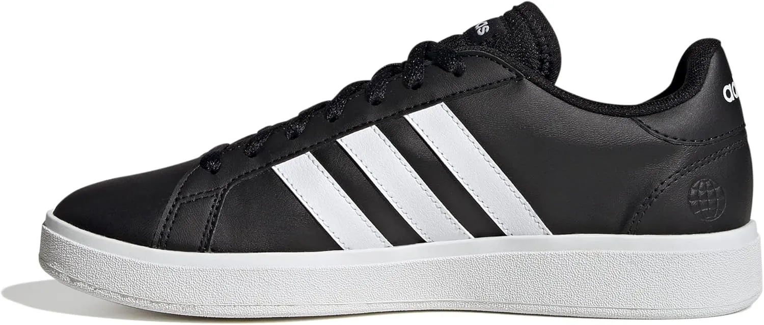 adidas Women's Qt Racer 3.0 Sneaker