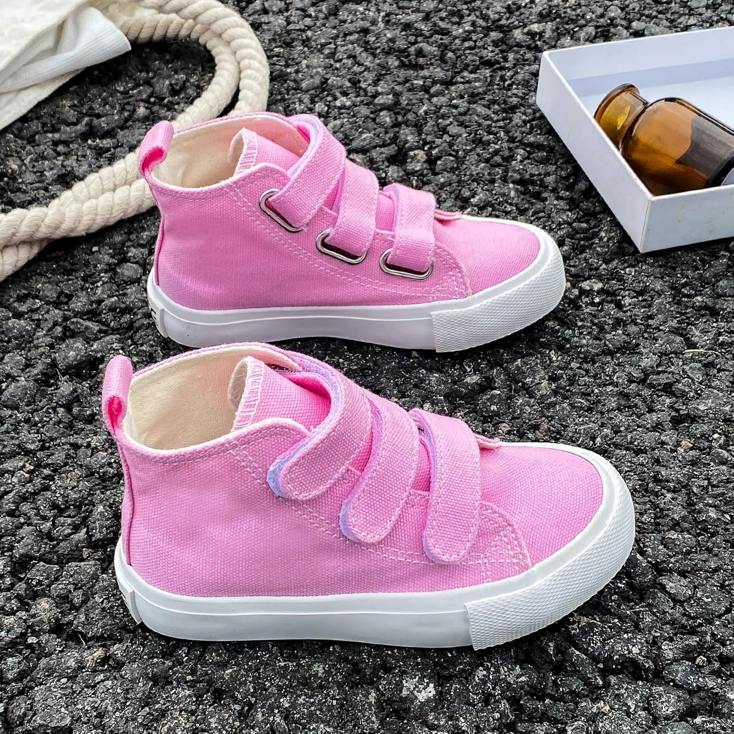 Boys and Girls High Top Children's Canvas Shoes Solid Color Sticky Button Casual Shoes Start School Season Little White Shoes Fashion Sneakers Shoes