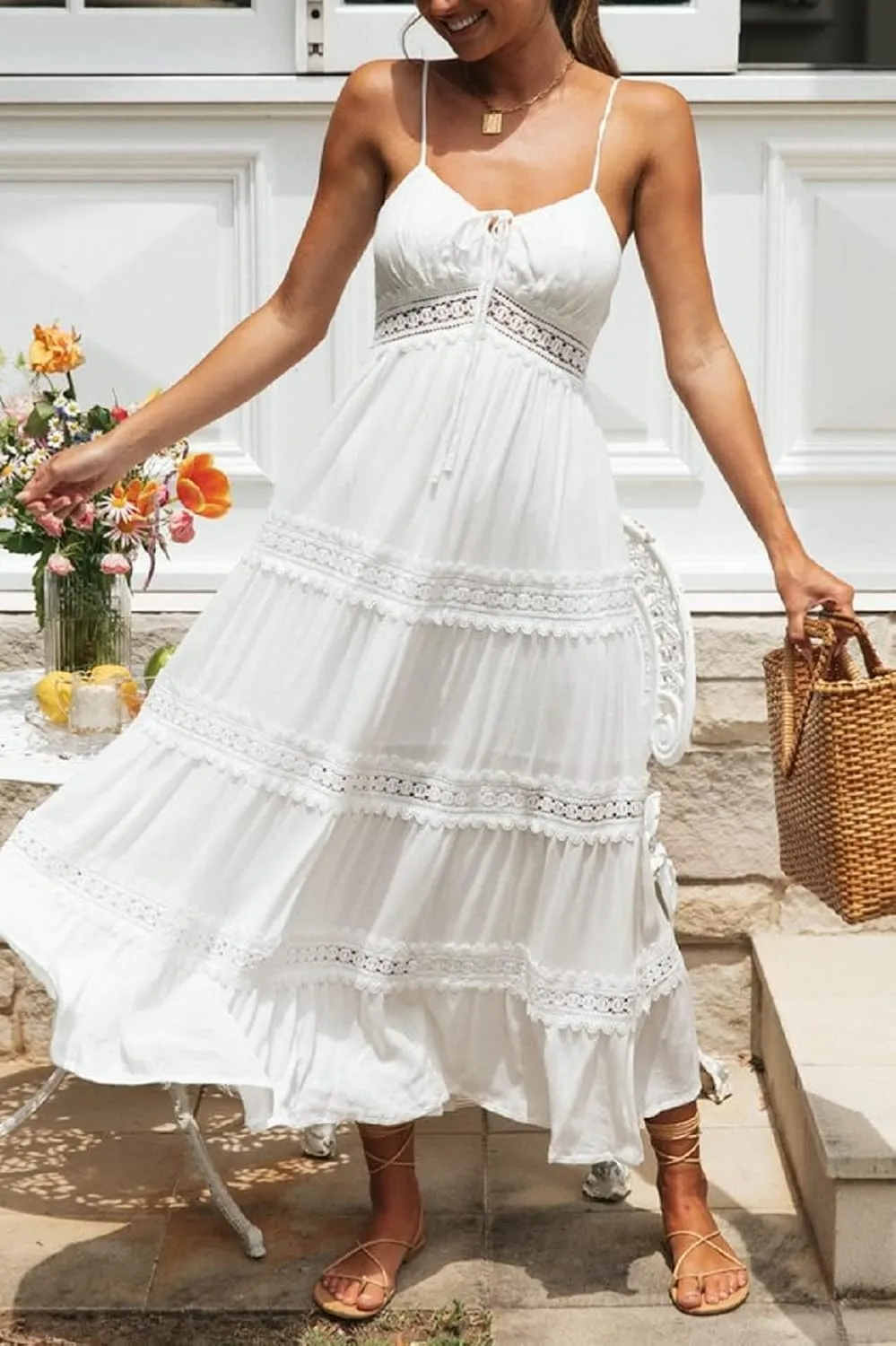 CHARTOU Women's Summer Spaghetti Straps Empire Waist Hollow Out Lace Patchwork Pleated A-Line Long Dress