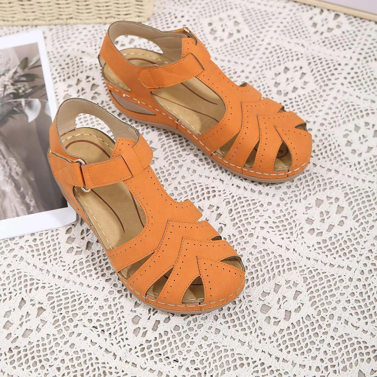 Dressy Flat Sandals for Women Criss Cross Flip Flops Anti-Slip Gladiator Solid Color Beach Falt Strappy Chic Lace Up Casual Vacation Open Toe Zipper Back Ankle Strap Walking Shoes Summer