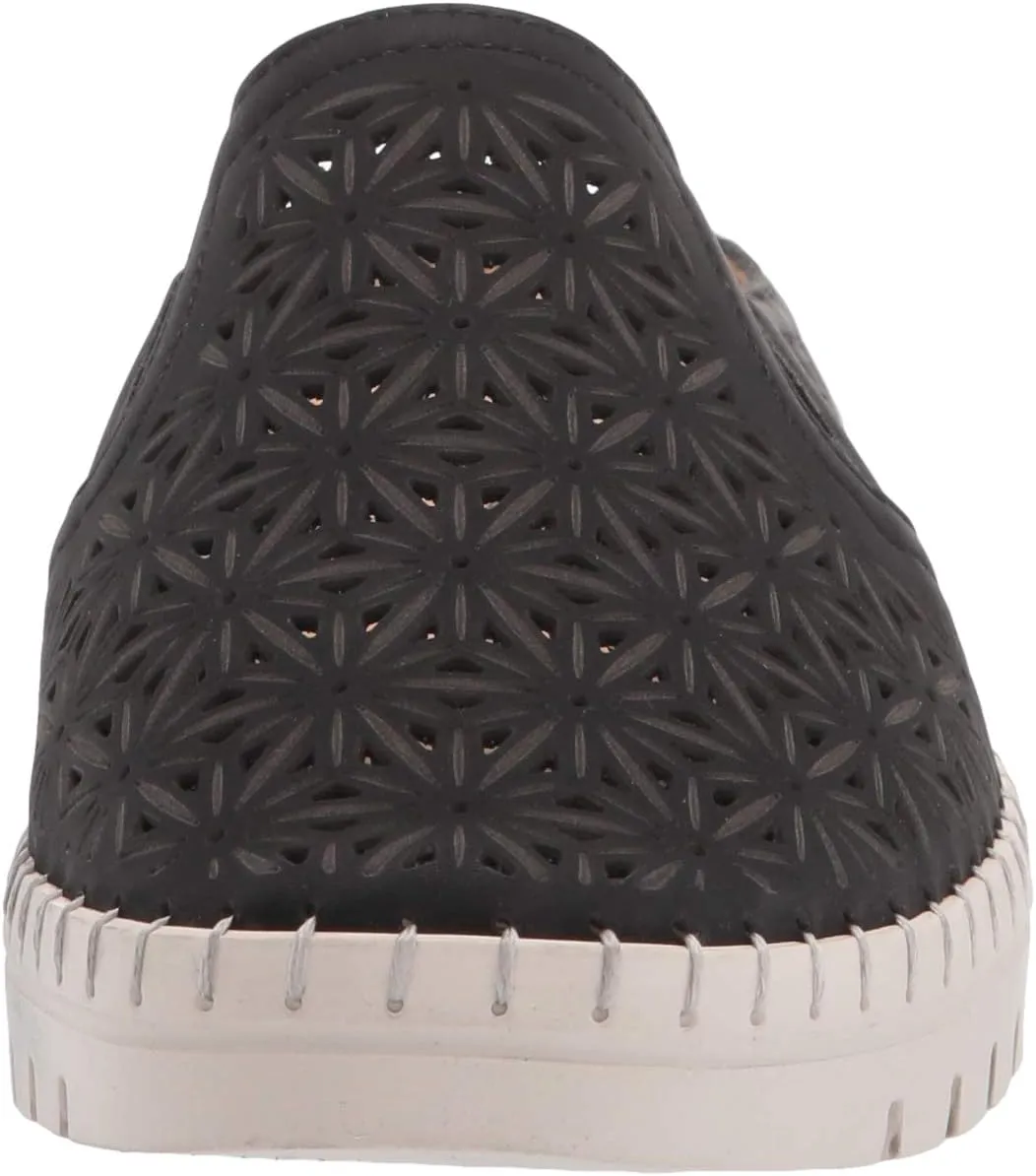 Easy Street Women's Carmella Casual Sandals