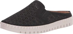 Easy Street Women's Carmella Casual Sandals