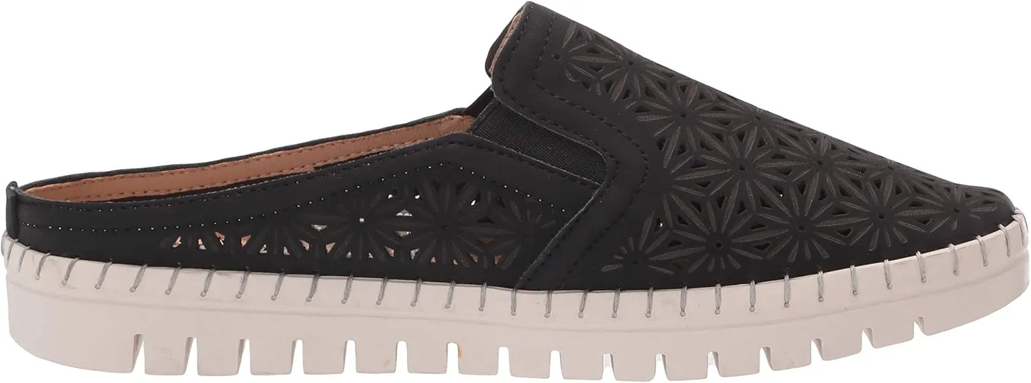 Easy Street Women's Carmella Casual Sandals