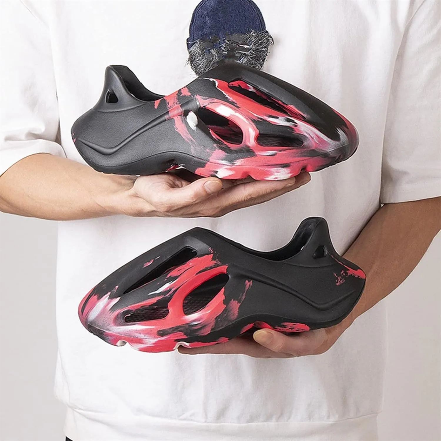 Foam Runner Shoes, Unisex Foam Runner Sneakers Pillow Cloud Shoes Non-Slip Lightweight Breathable Soft Fashion Sandals