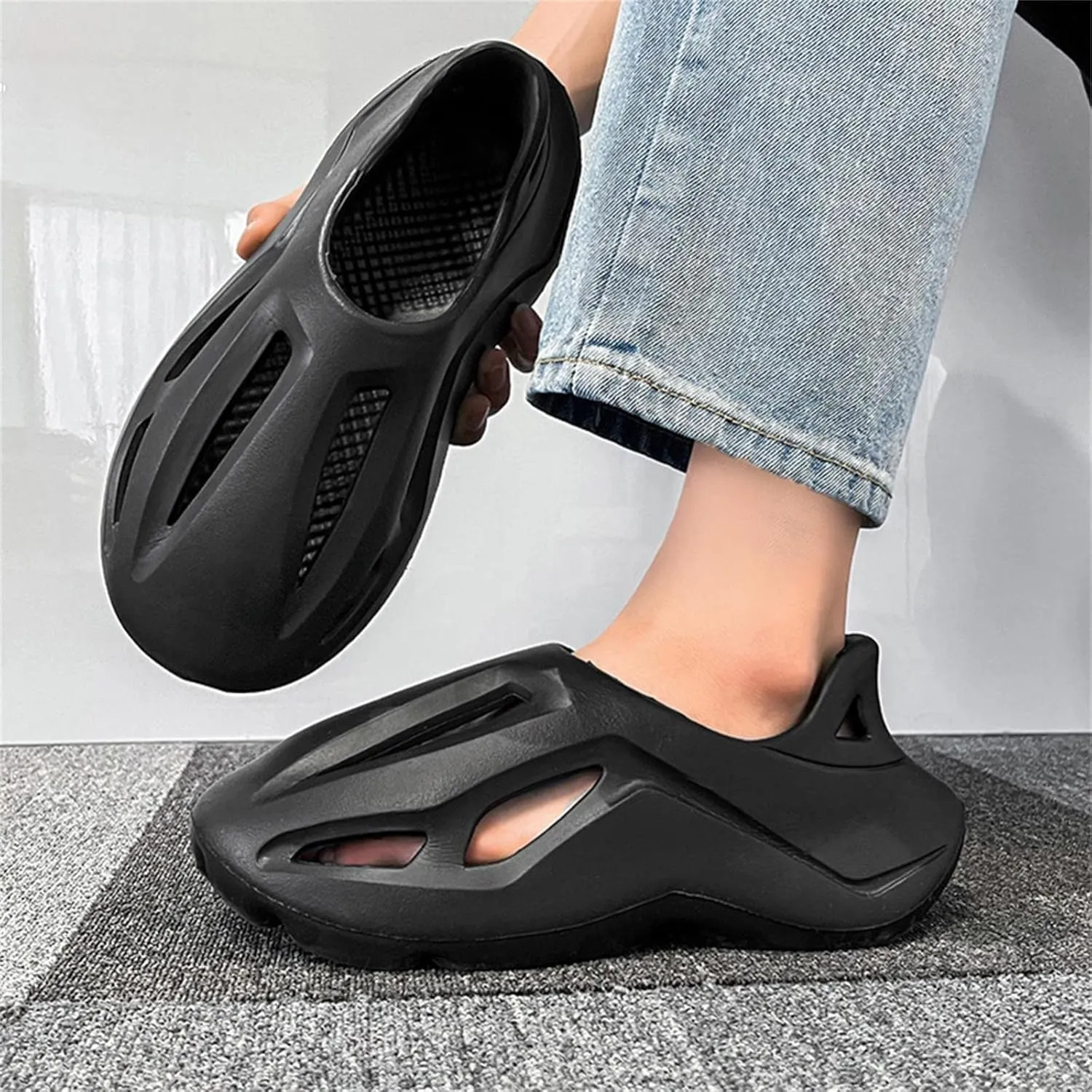 Foam Runner Shoes, Unisex Foam Runner Sneakers Pillow Cloud Shoes Non-Slip Lightweight Breathable Soft Fashion Sandals
