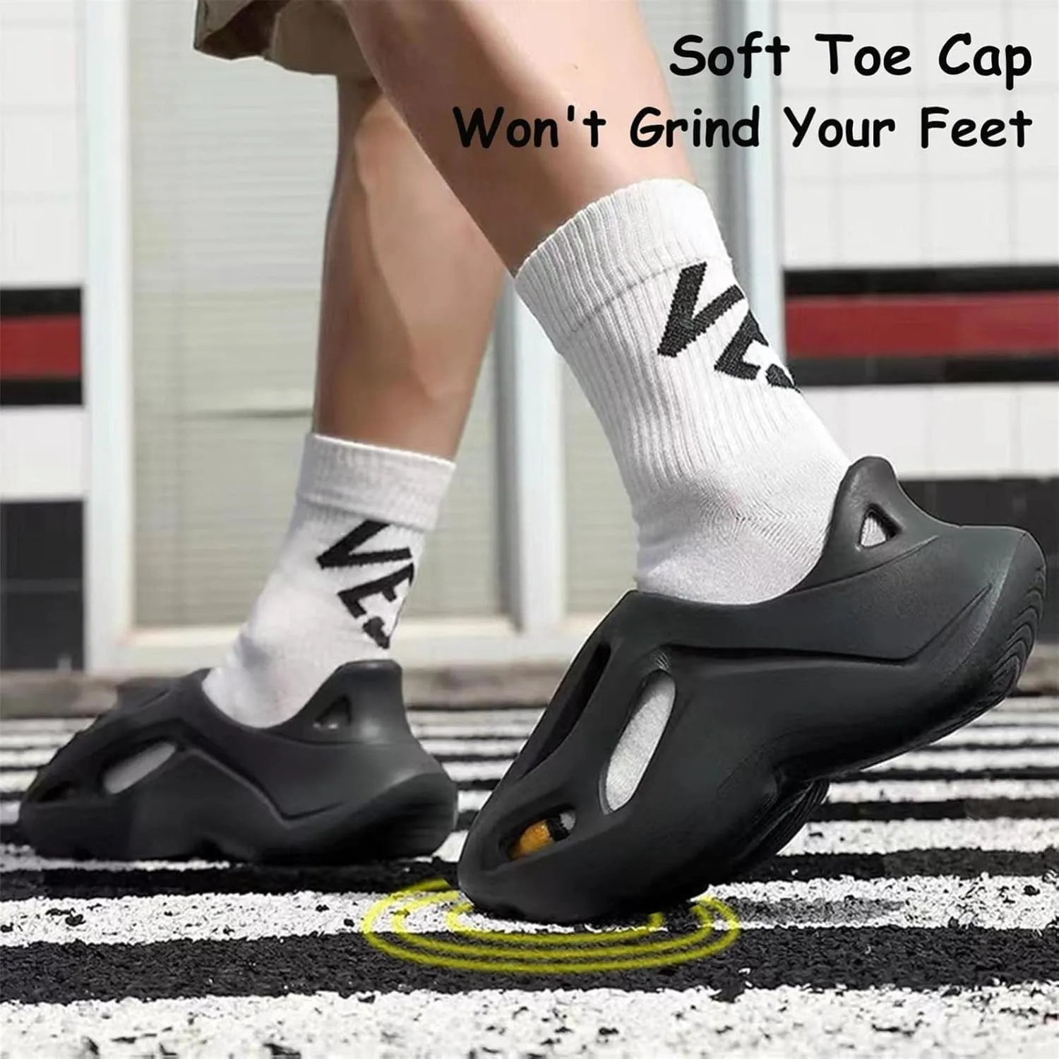 Foam Runner Shoes, Unisex Foam Runner Sneakers Pillow Cloud Shoes Non-Slip Lightweight Breathable Soft Fashion Sandals