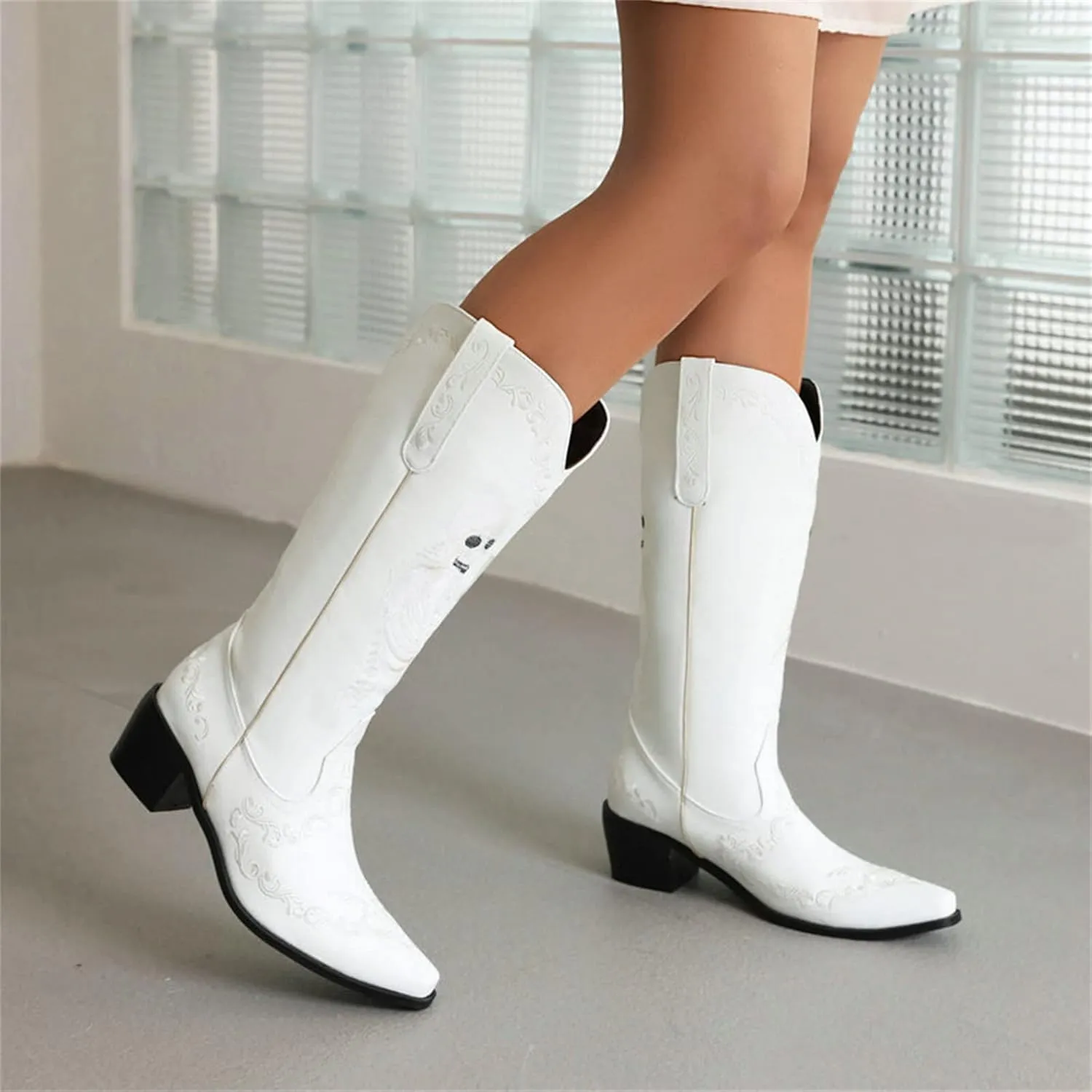 HINDOLA Women's Cowgirl Boots Skull Embroidery Cowboy Mid Calf Boots Western Chunky Block Heel Fashion Pull-On Retro Boots