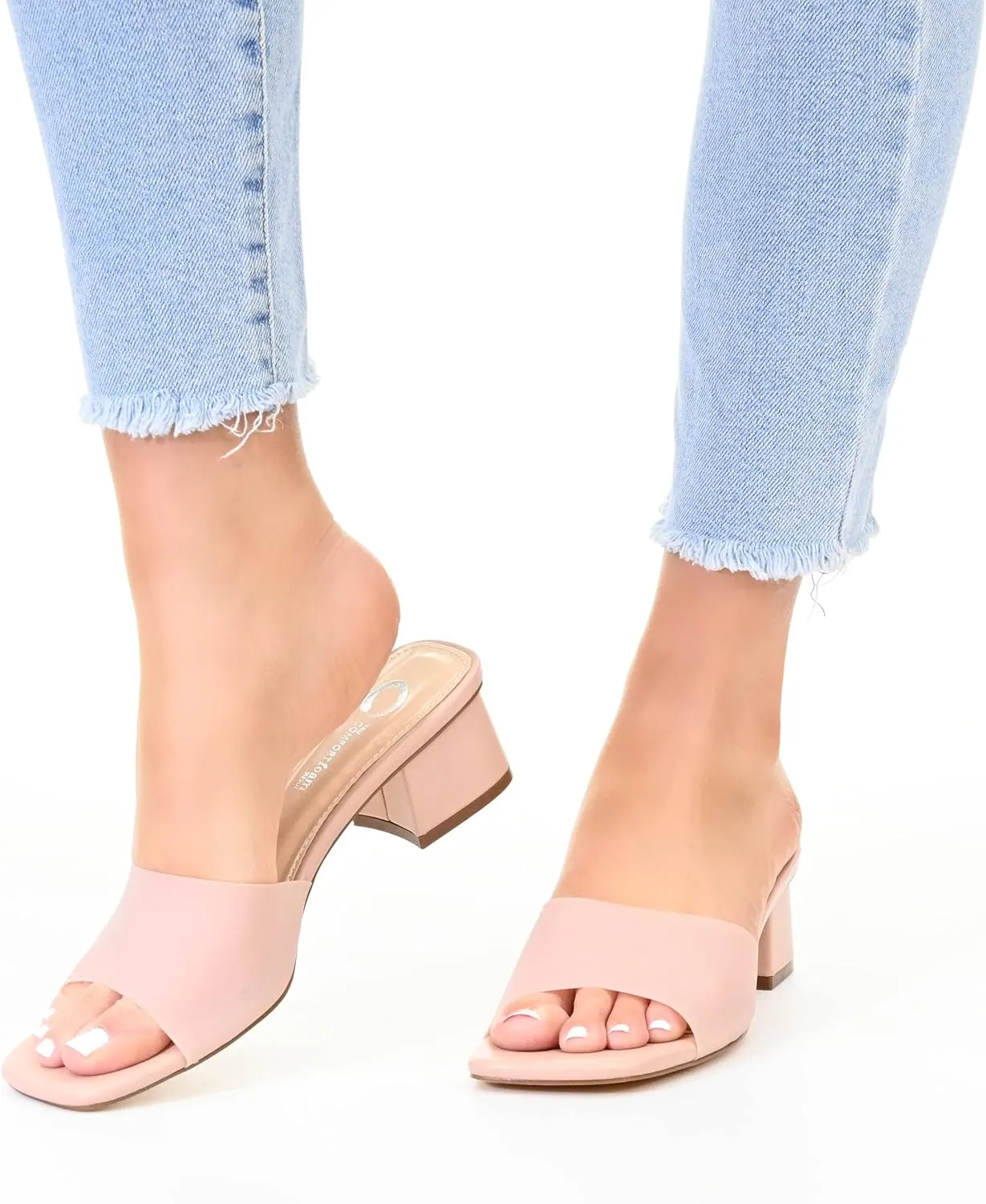 Journee Women's Comfort Foam Jaydin Sandals