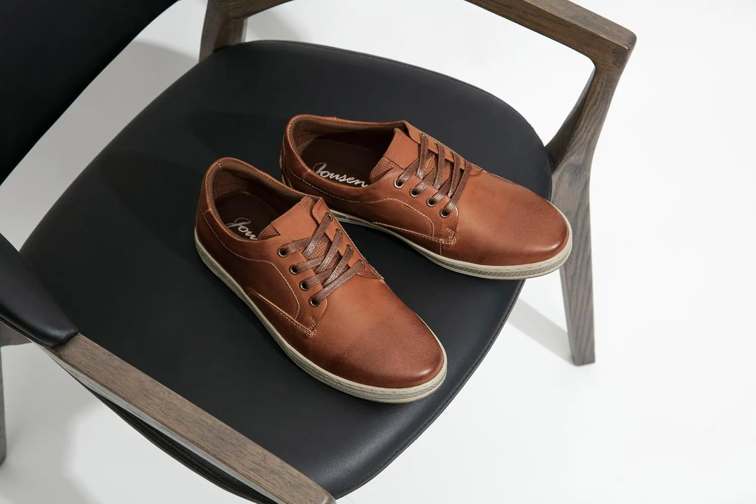 Jousen Men's Fashion Sneakers Leather Retro Casual Shoes for Men Breathable Dress Mens Sneakers