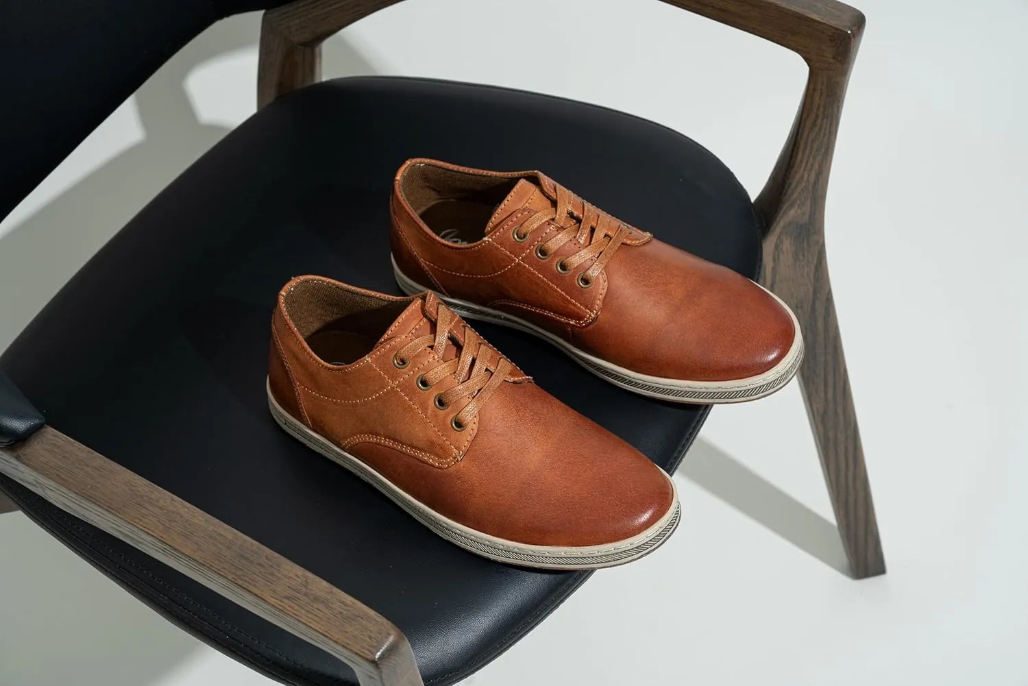 Jousen Men's Fashion Sneakers Leather Retro Casual Shoes for Men Breathable Dress Mens Sneakers