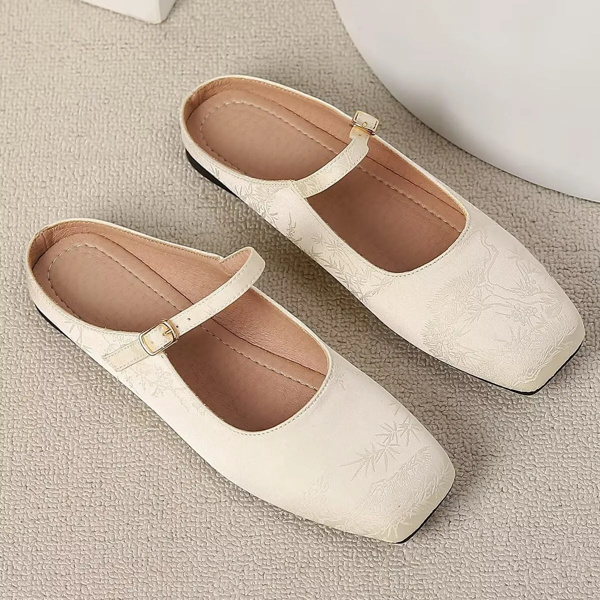 LUXINYU Retro Mules for Women Dressy Square Toe Backless Flat Mules with Strap Embroidered Satin Mary Jane Shoes