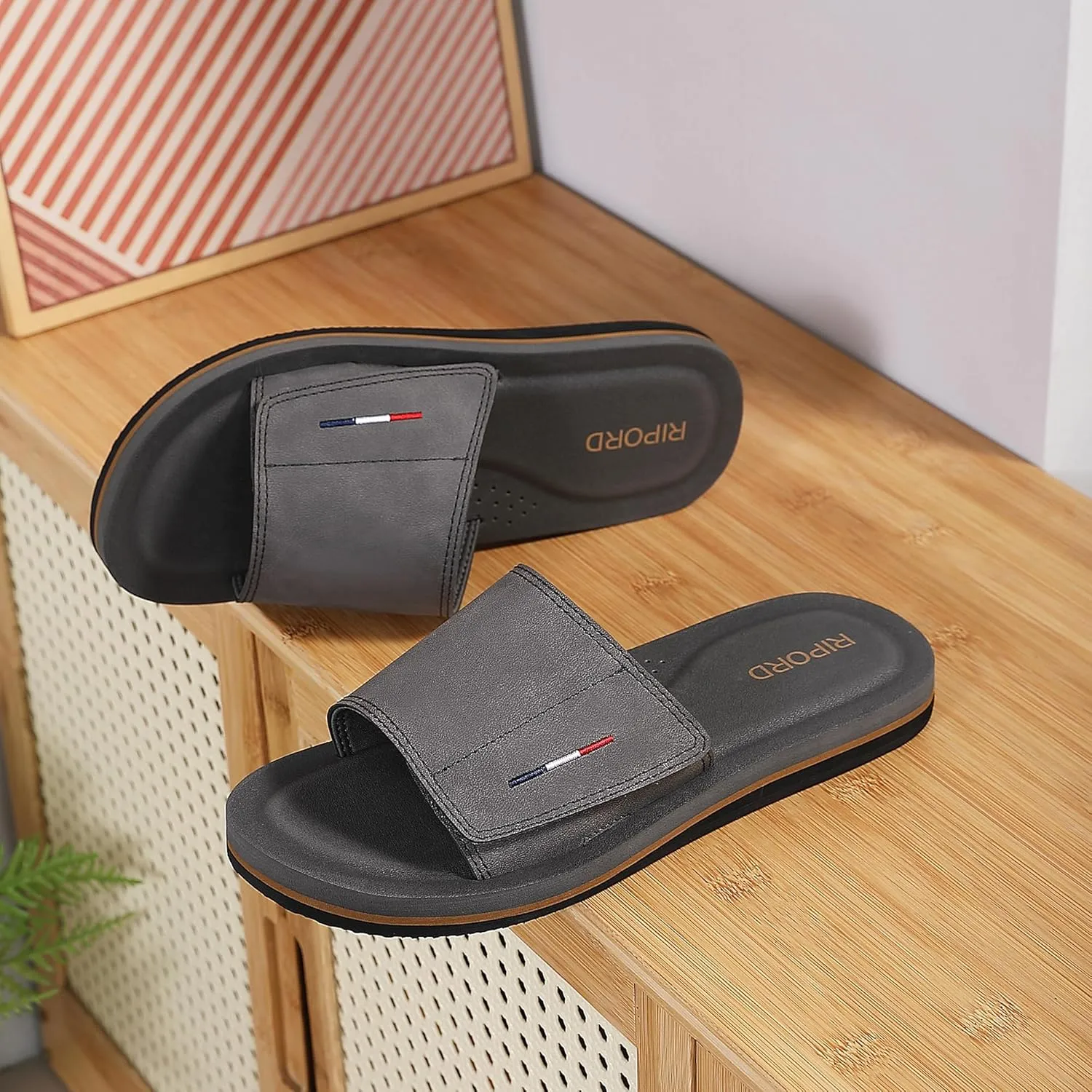 Mens Adjustable Slides Sandals Slip On Sandals Comfortable Athletic Anti-Slip Slides