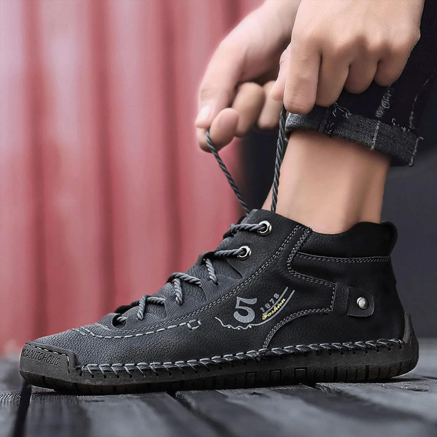 Mens Casual Leather Shoes Ankle Chukka Boots Slip On Lightweight Loafers Mid top Outdoor Lace Up Walking Driving Shoes