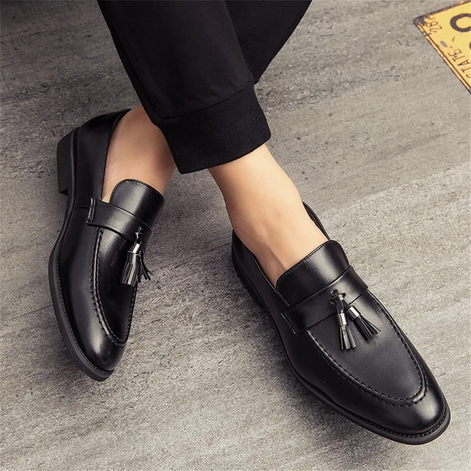 Men's Genuine Leather Slip On Tassels Loafers Classic Casual Dress Penny Loafers Vintage Formal Business Wedding Smoking Shoes