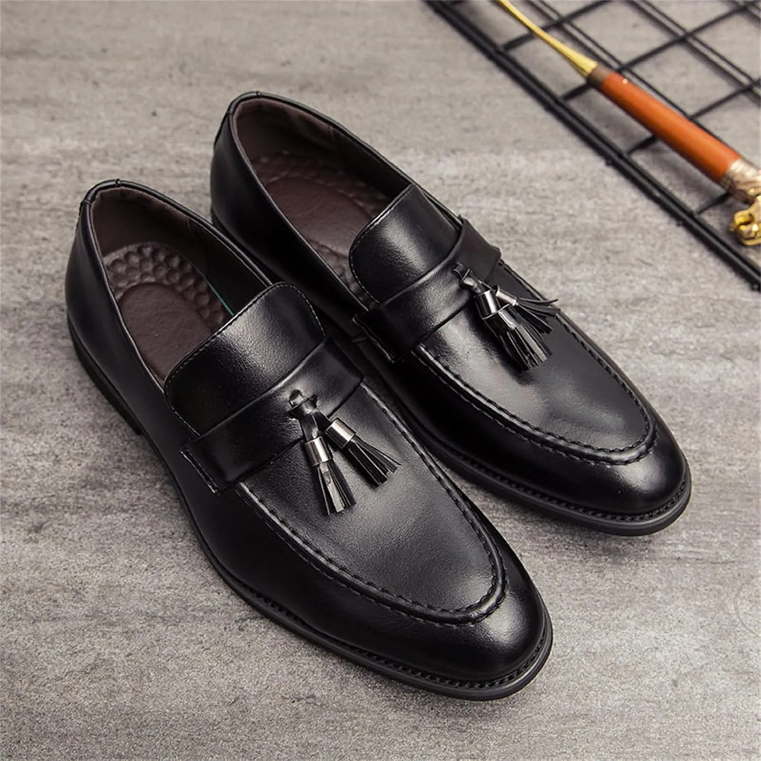 Men's Genuine Leather Slip On Tassels Loafers Classic Casual Dress Penny Loafers Vintage Formal Business Wedding Smoking Shoes