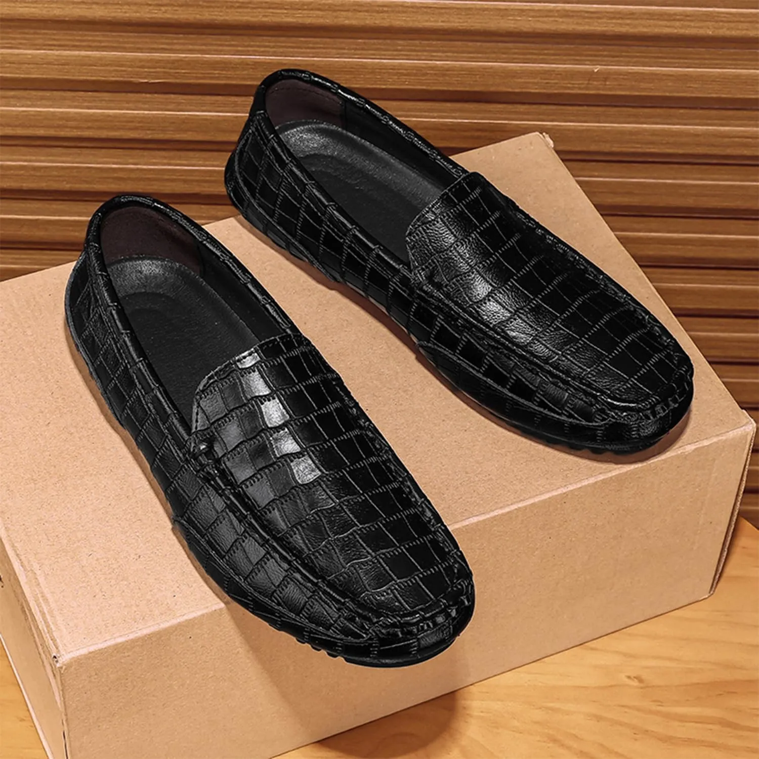 Men's Penny Loafers Crocodile Pattern Leather Loafers Soft Lightweight Black Slip-On Driving Moccasins Boat Shoes