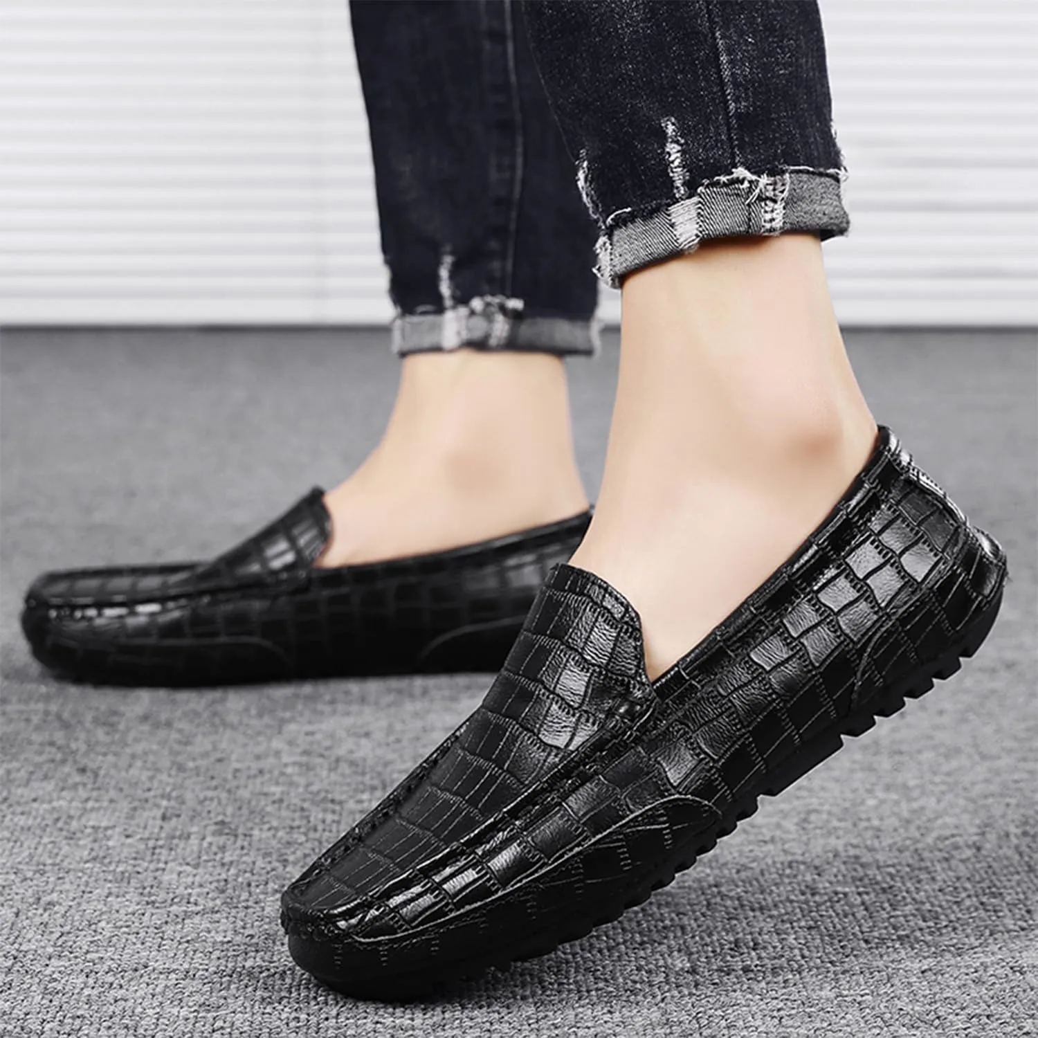 Men's Penny Loafers Crocodile Pattern Leather Loafers Soft Lightweight Black Slip-On Driving Moccasins Boat Shoes