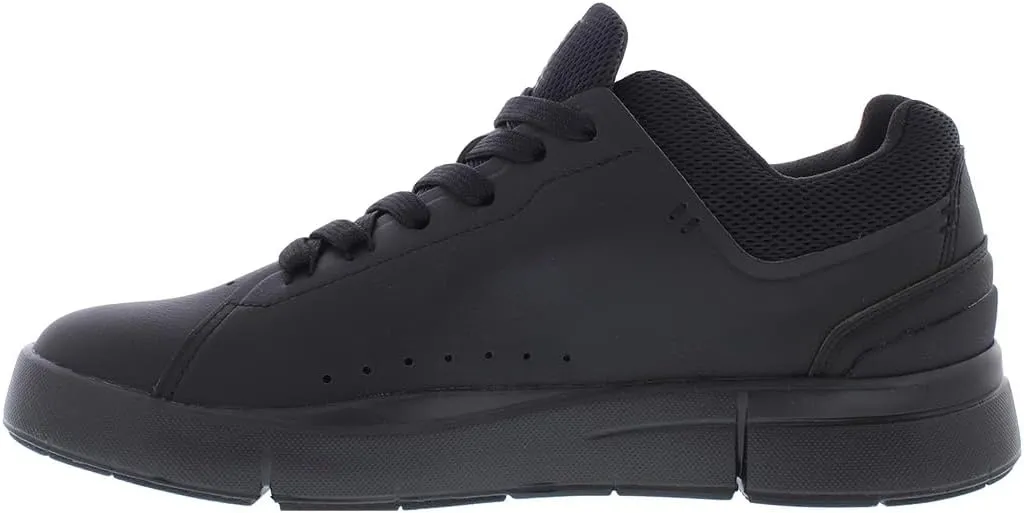 On Women's The Roger Advantage Sneakers