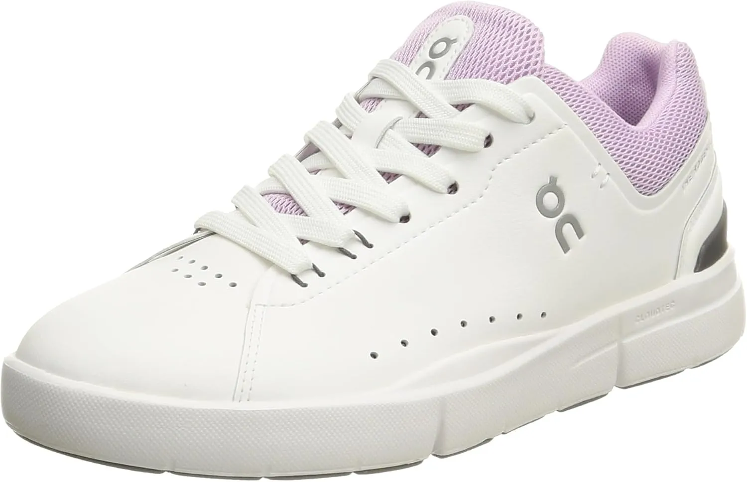 On Women's The Roger Advantage Sneakers