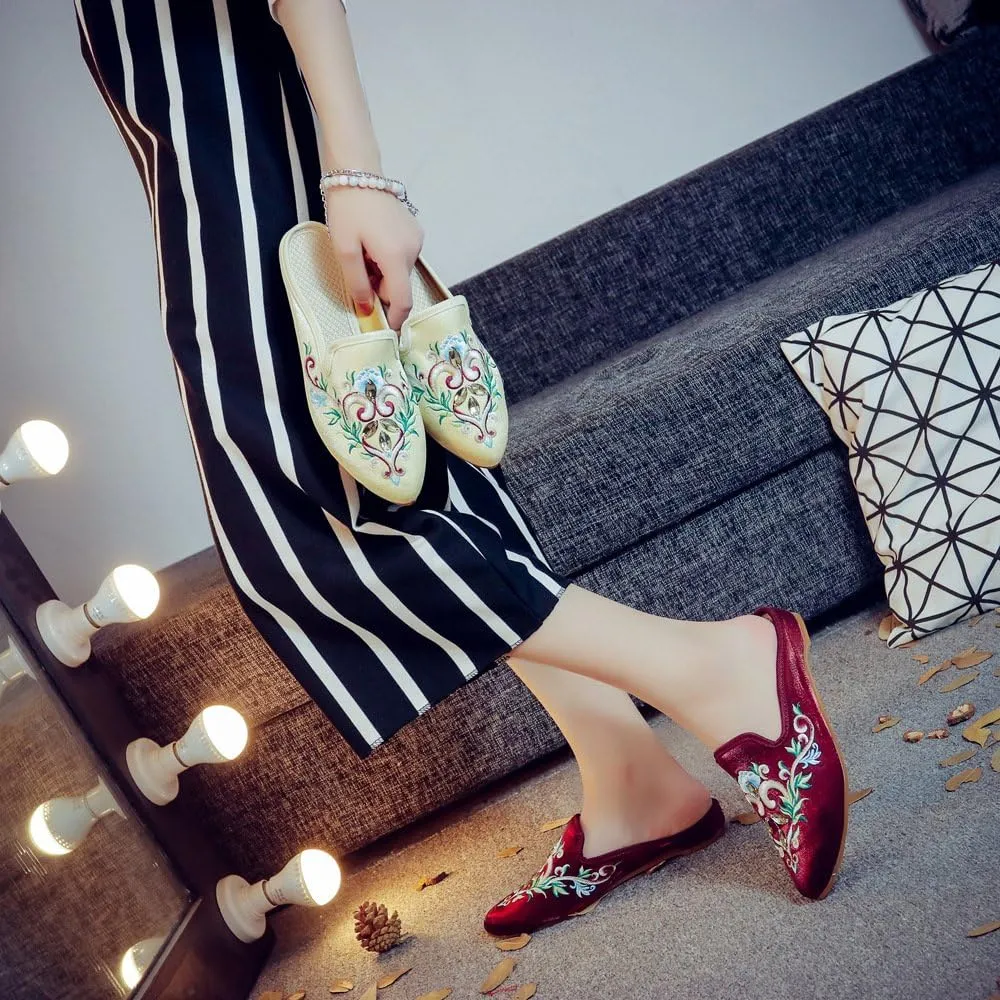 Qhome Women's Chinese Floral Embroidery Pointed-Toe Comfortable Satin Casual Mules Slippers Shoes