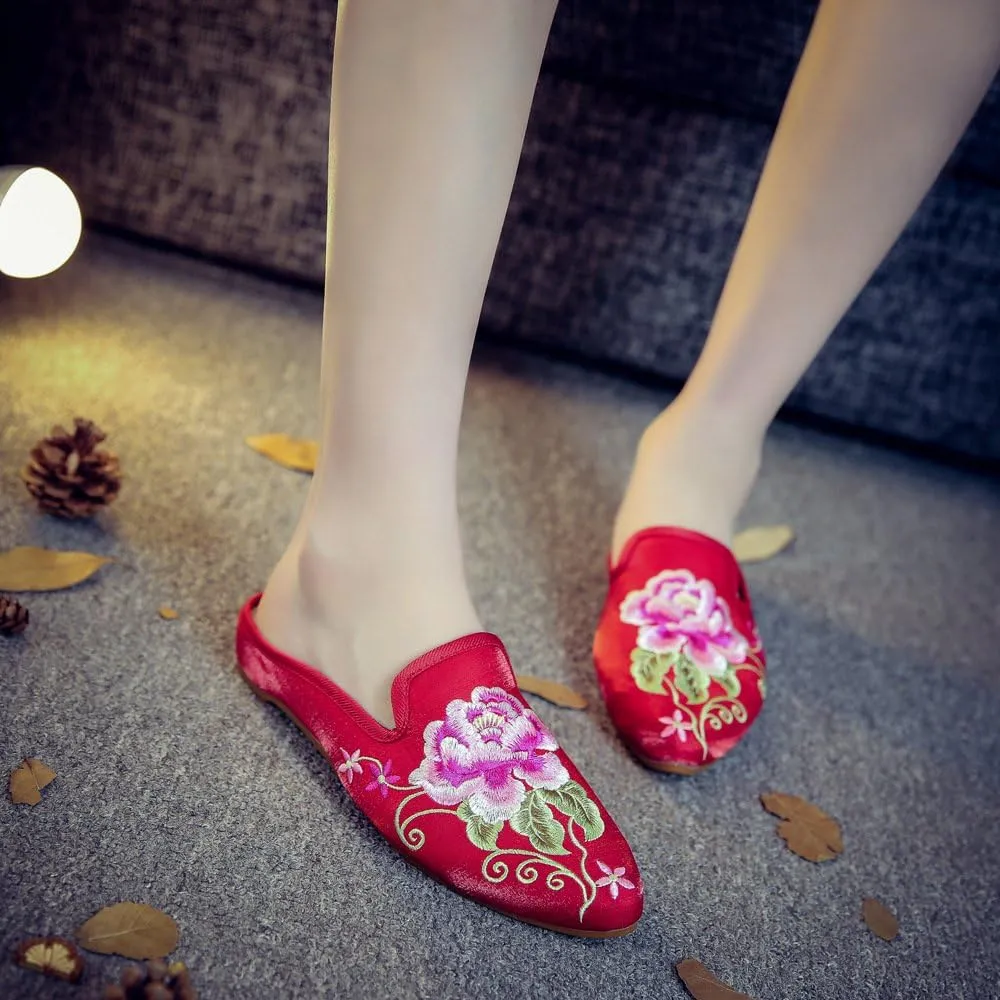 Qhome Women's Chinese Floral Peony Embroidery Pointed-Toe Comfortable Satin Casual Mules House Pumps Slippers Shoes