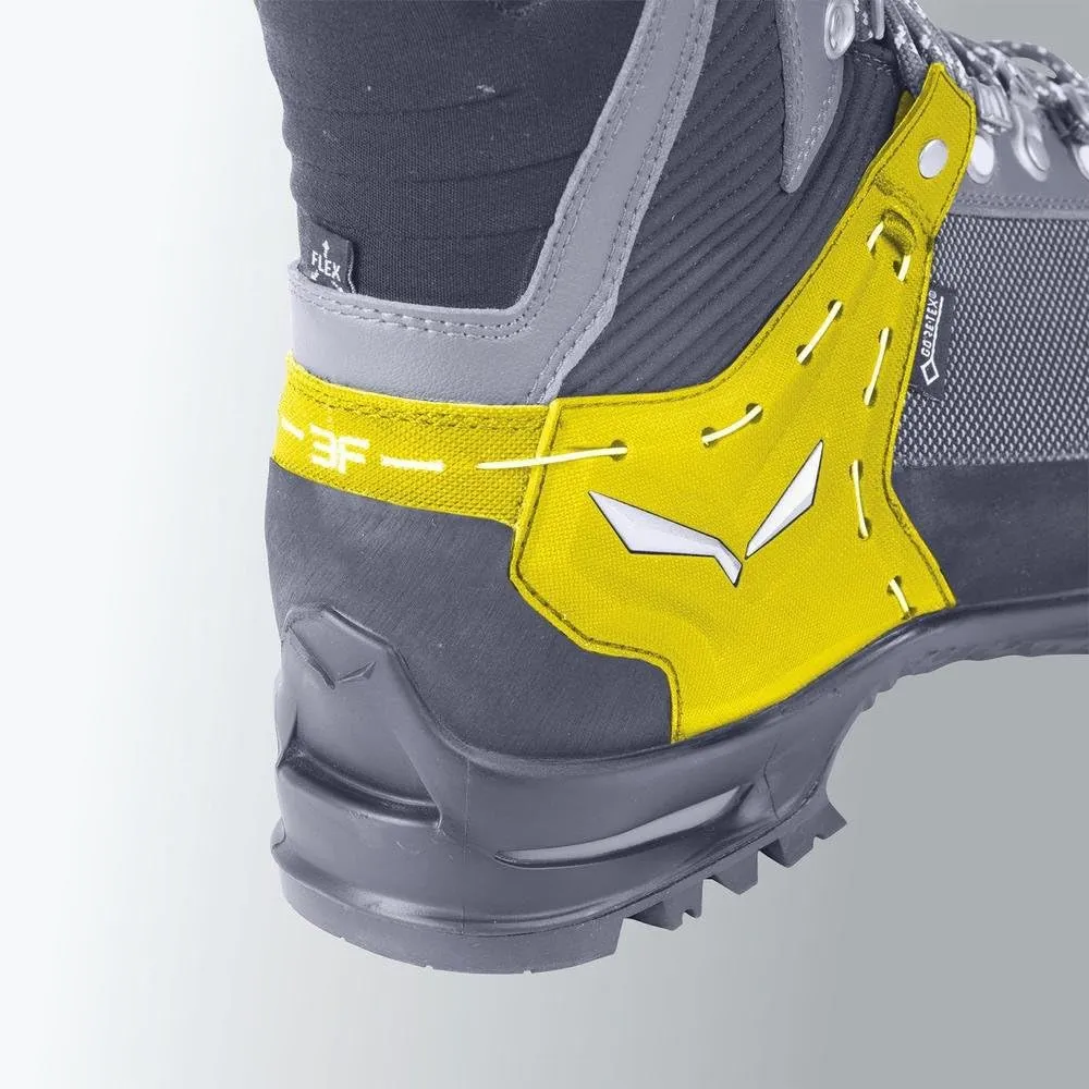 Salewa Men's Crow GTX Waterproof Gore-Tex Trail Boots for Trekking, Climbing, & Mountaineering