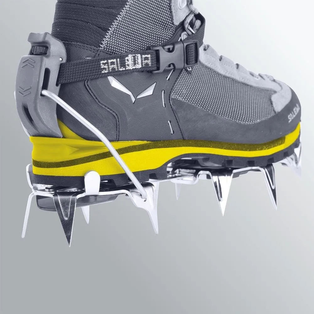 Salewa Men's Crow GTX Waterproof Gore-Tex Trail Boots for Trekking, Climbing, & Mountaineering