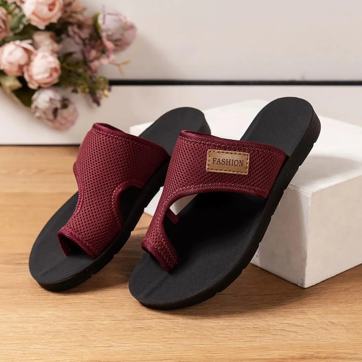 Sandals Women's Summer Comfortable, Toe Flip Flops Elegant Black Trekking Shoes Beach