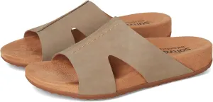 SoftWalk Women's Beverly Sandal