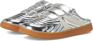 Steve Madden Women's Magik Sneaker
