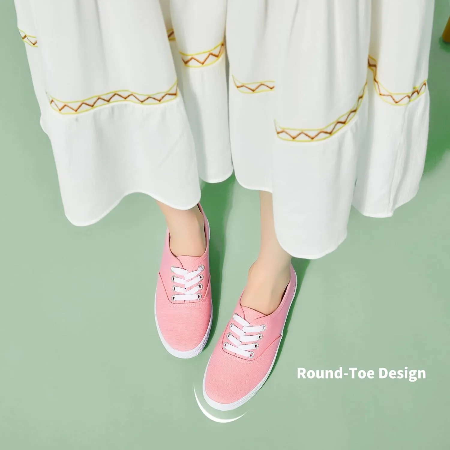 TUOPIN Womens White Canvas Sneakers Low Top Lace-up Canvas Shoes Lightweight Casual Tennis Shoes