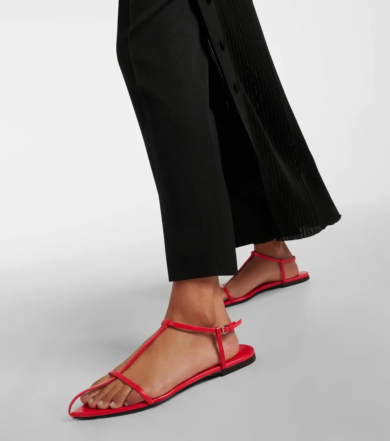 Vertundy Women's Flat Sandals Pointed Open Toe Slip On Outdoor Slippers Strappy Buckle Fashion Shoes