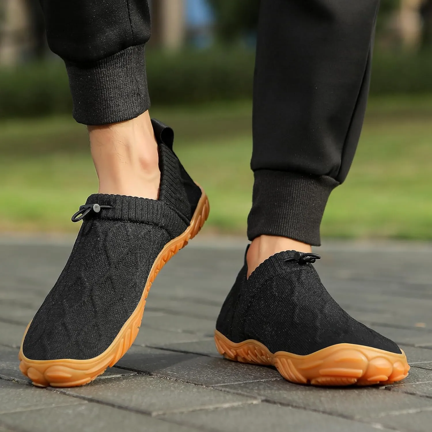 Wide fit Barefoot Water Shoes Womens Mens Breathable Knit Shoes Simple Comfortable Walking Shoes Beach Outdoor Running Sneakers