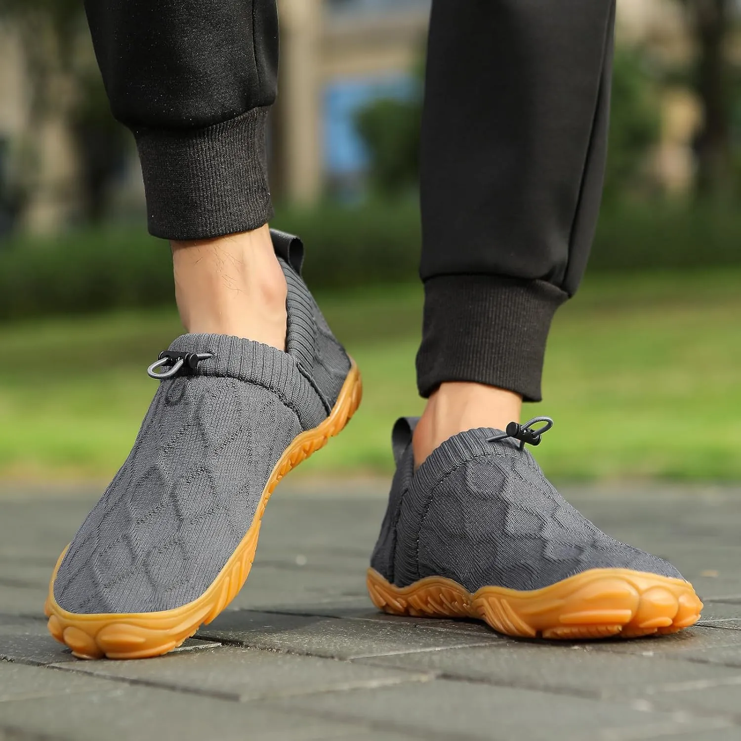 Wide fit Barefoot Water Shoes Womens Mens Breathable Knit Shoes Simple Comfortable Walking Shoes Beach Outdoor Running Sneakers