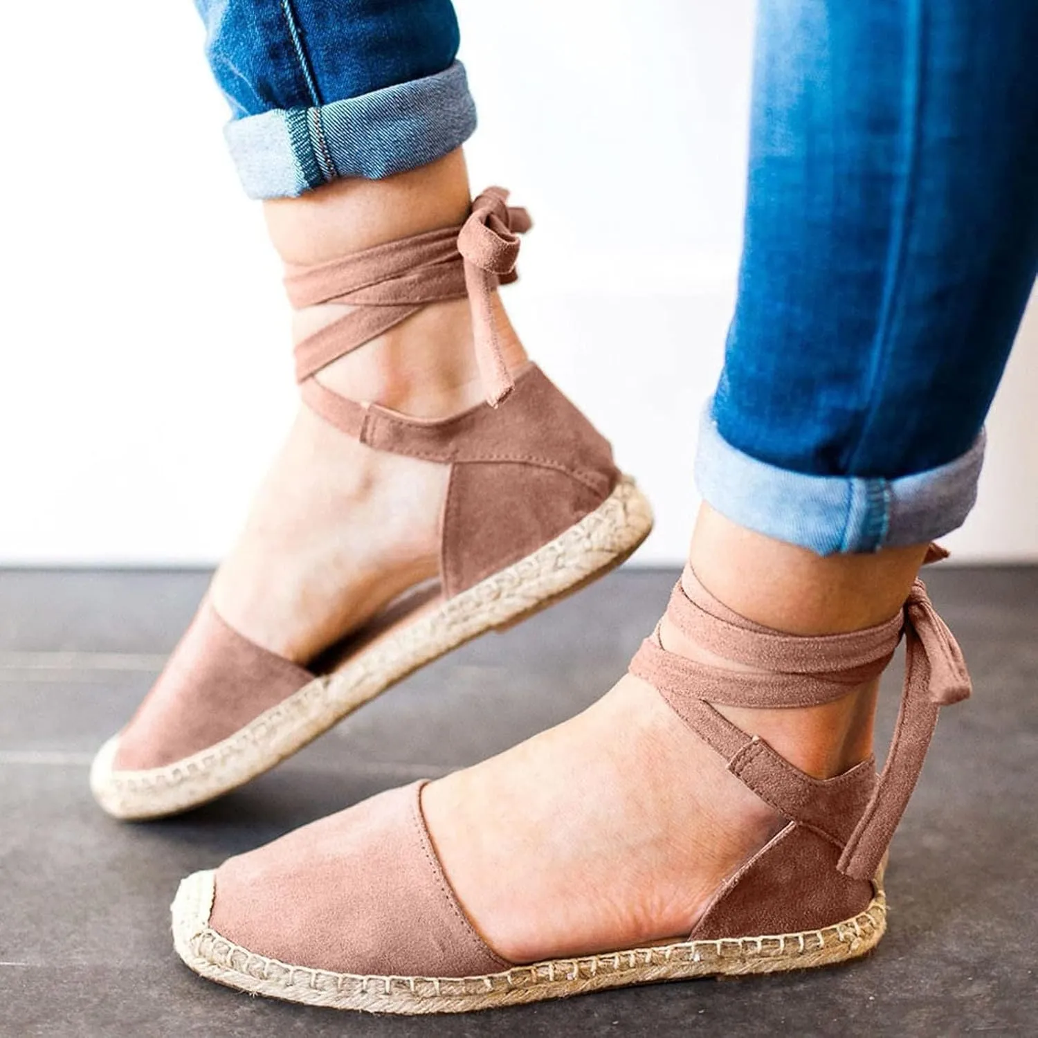 Womens Flat Sandals Closed Toe Wide Width Espadrille Hand-Stitching Sole Non Slip Shoes Hollow Out Vamp Tie-Up Ankle Strap Sandals for Women Casual Dressy