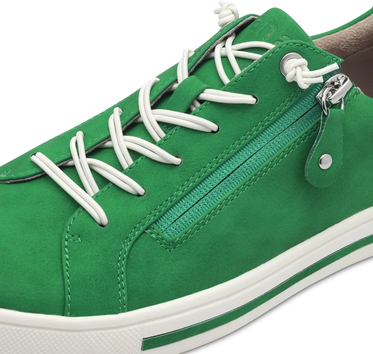 Women's Low-Top Sneakers