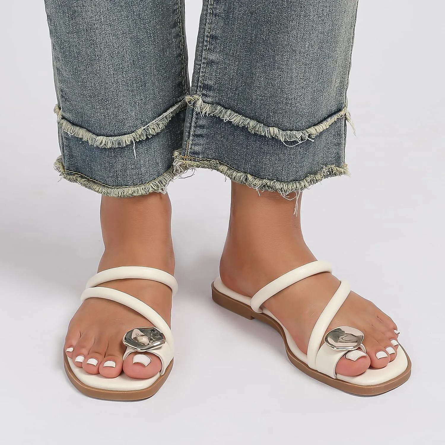 Women's Toe Ring Thong Sandals Open Toe Slide Flat Sandals Casual Summer Flip Flop Flat Sandals