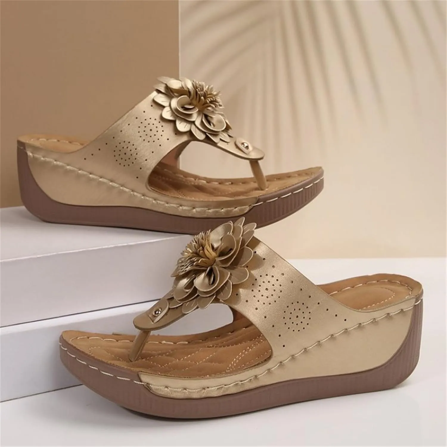 Womens Wedge Sandals Flower Low Heel Orthopedic Platform for Summer Dressy Comfortable Clip Toe Lightweight Slippers Arch Support Casual Slip On Open 2025 Flat Non-Slip Beach Dress Shoes