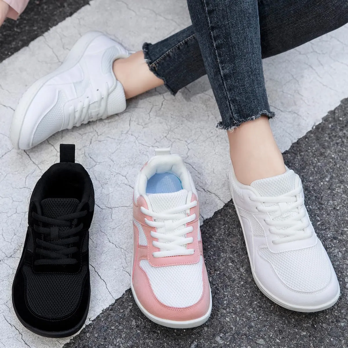 Women's Wide Toe Box Barefoot Sneakers Slip On Shoes Non Slip Running Sneakers Jogging Shoes