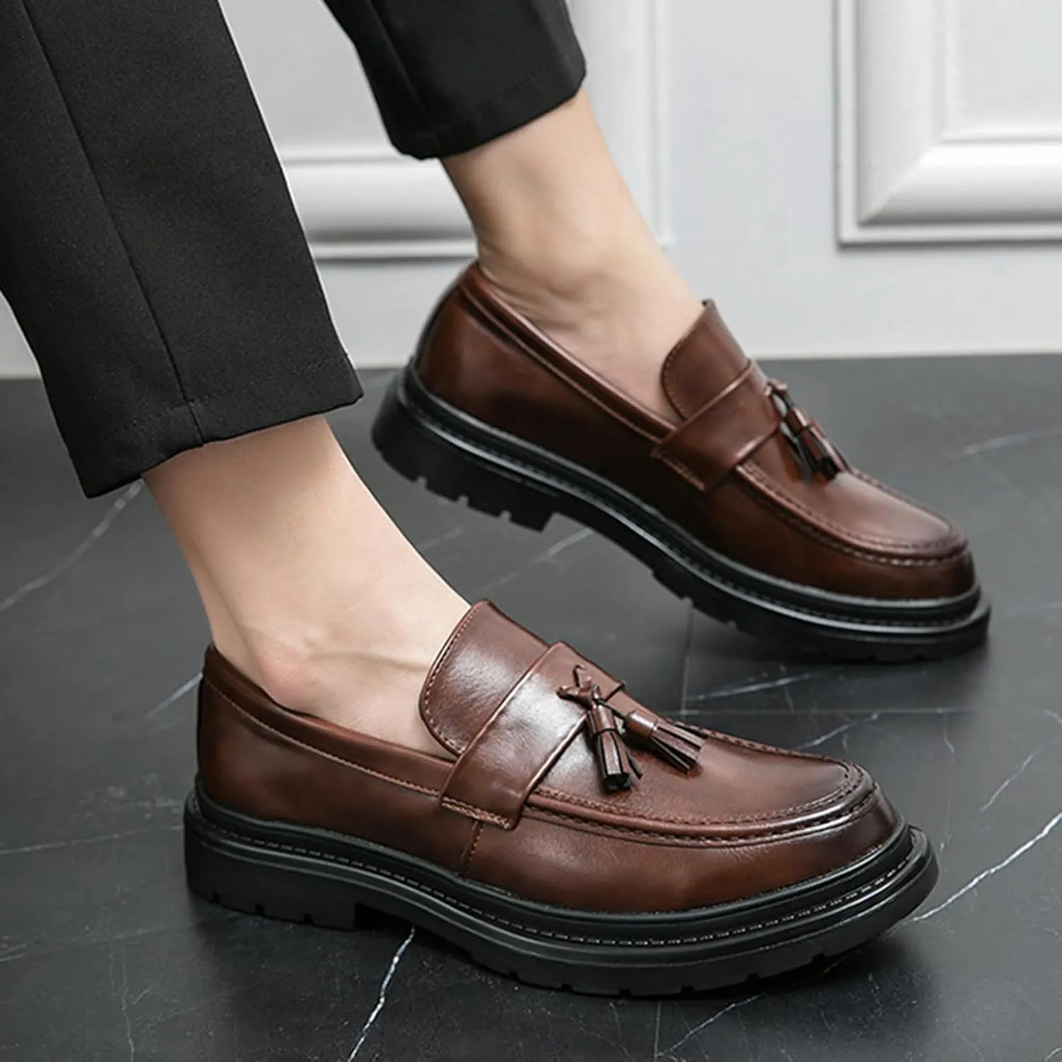 Zeberfi Men's Leather Slip On Tassel Platform Dress Loafers Fashion Round Toe Low Top Non-Slip Luxury Business Formal Shoes Casual Business Loafers Shoes
